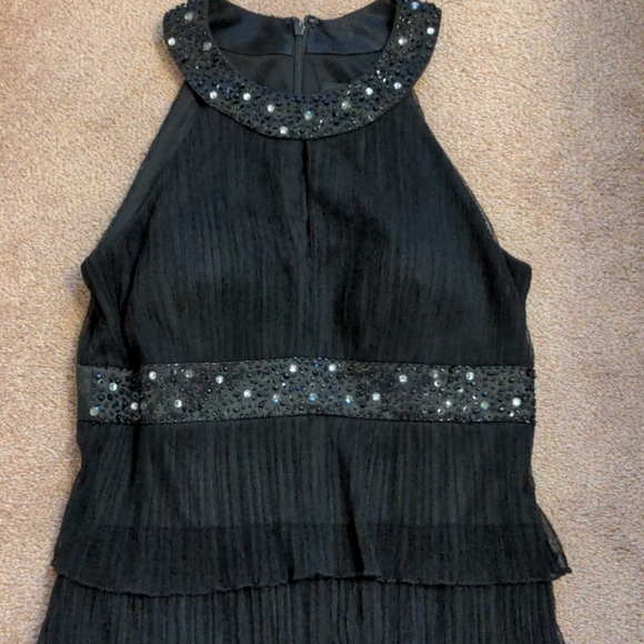 Laura Petite Beaded Halter Neck Fitted Black Dress - Picture 3 of 7